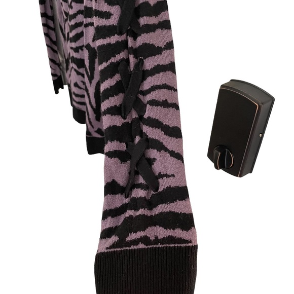 Rock & Republic Keyhole Sweater - Size S - Picture 5 of 10